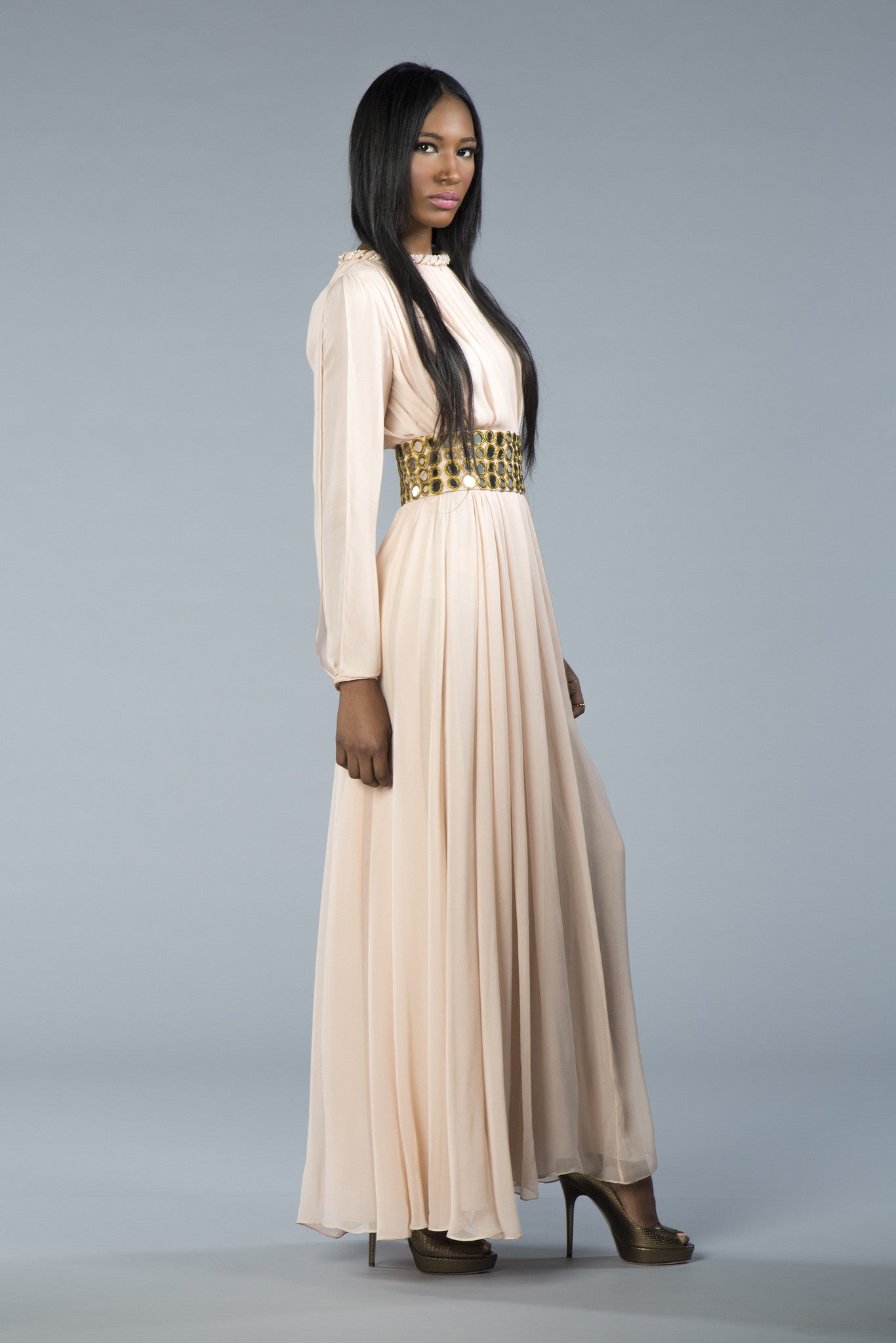 Light flowing gown, slit sleeves, embellished neck and belt with glass